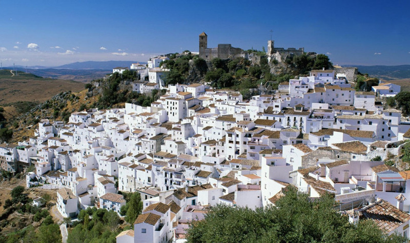 Casares proposes the construction of a viewpoint in the Moorish Castle